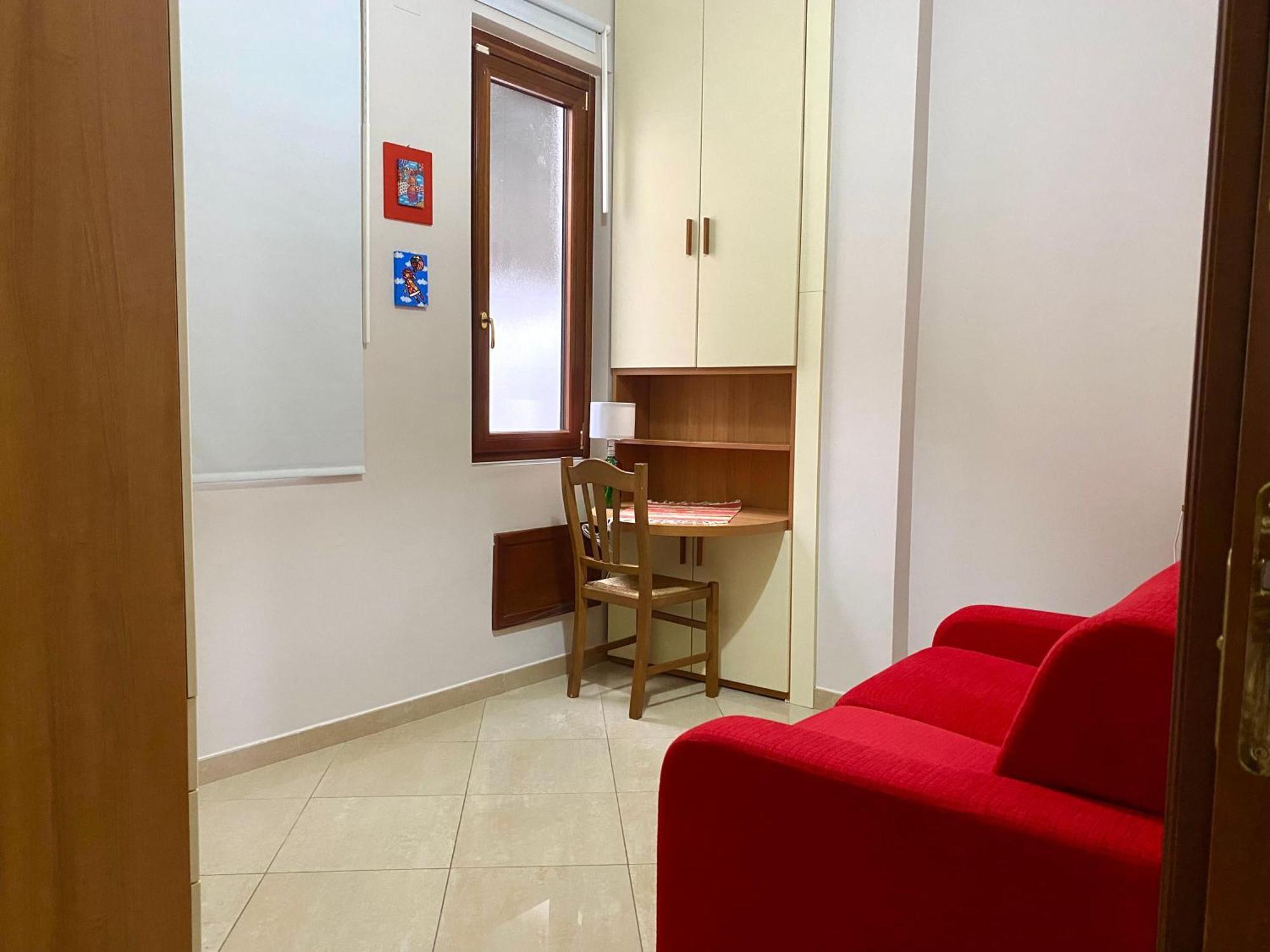 A Casa Di Don Peppino Apartment Salerno Luaran gambar