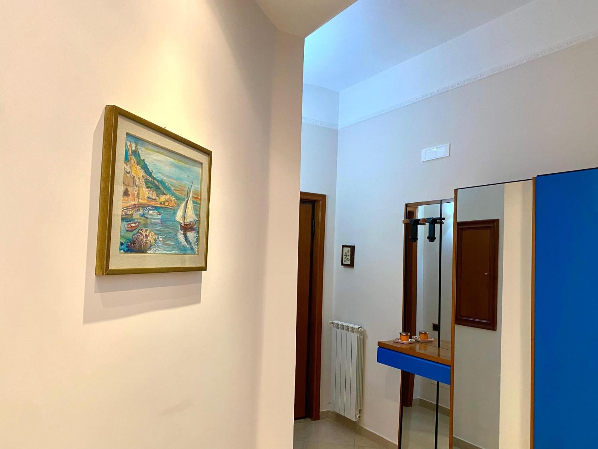 A Casa Di Don Peppino Apartment Salerno Luaran gambar